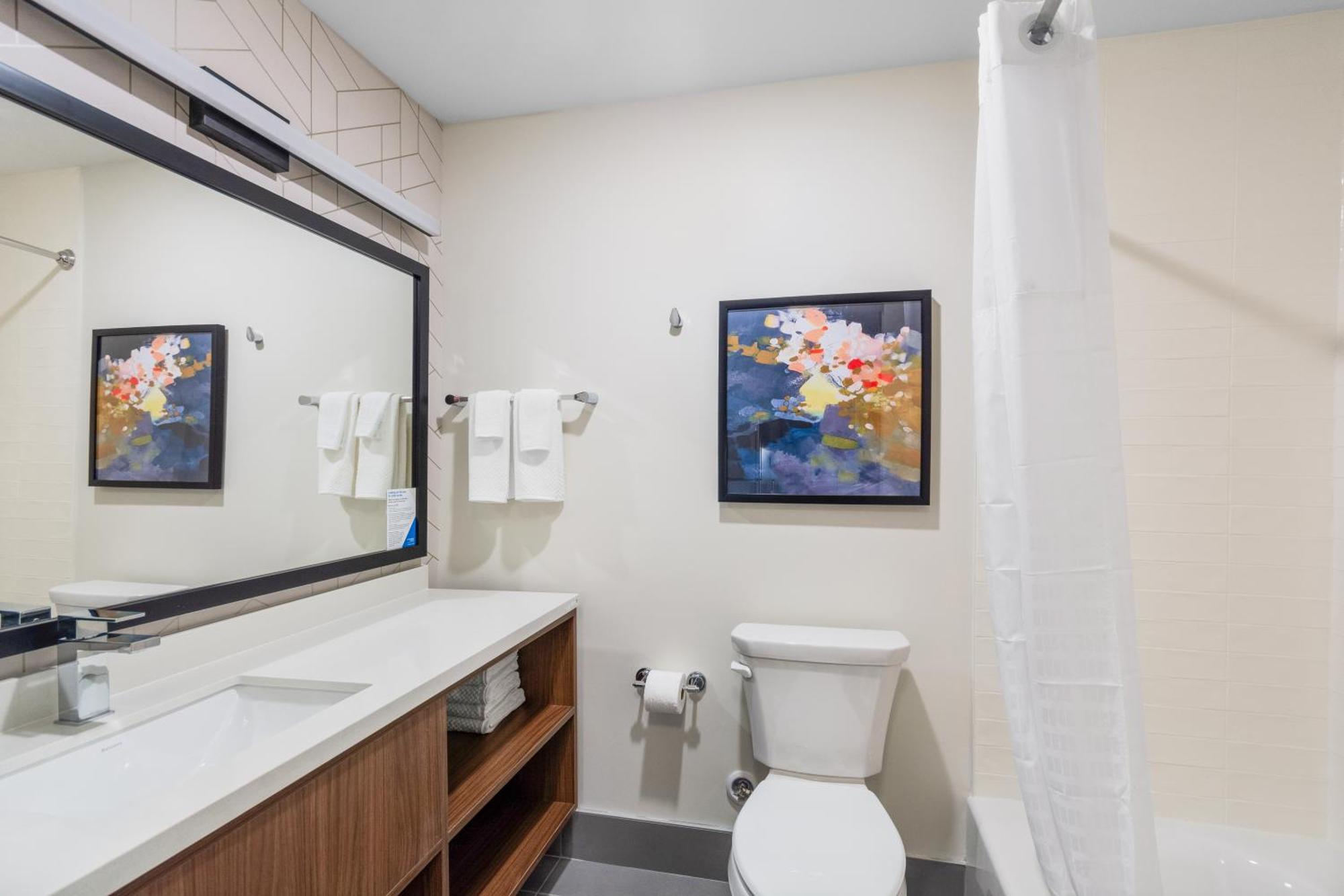 Everhome Suites Lexington - Horse Park Room photo